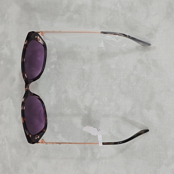 ?NWT bebe Square Blush Tortoise Cat-Eye Sunglasses w/ Gradient Lens